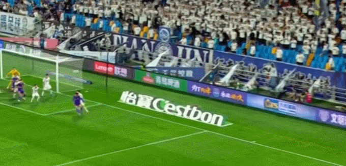 基莱斯顶在 基莱斯顶在