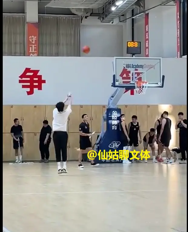 加盟球队不, 高诗岩之前, AA 加盟球队不, 高诗岩之前, AA